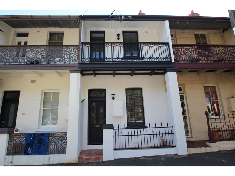 16 Parry Street, Cooks Hill, NSW