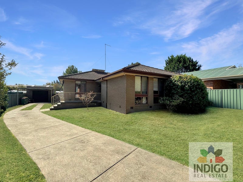 15 Beaumont Drive, Beechworth, Vic 3747 House for Sale