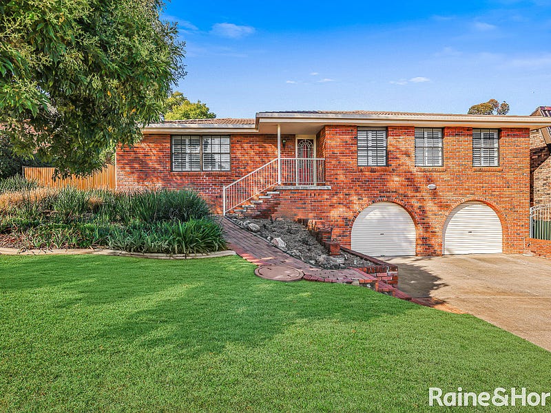 18 Woodburn Way, Tamworth, NSW 2340 Property Details