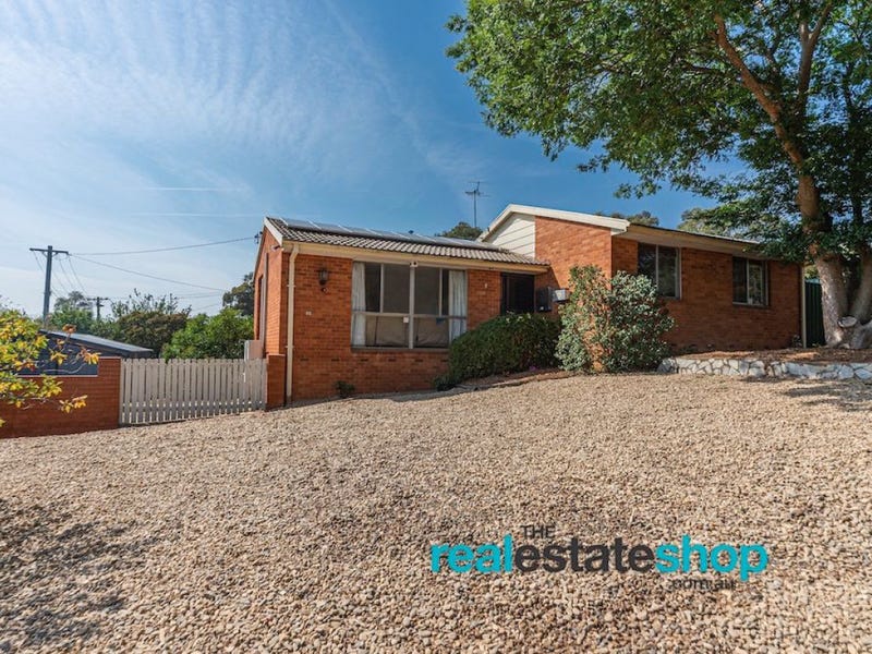 2 Lawrence Close, MacGregor, ACT 2615 Property Details