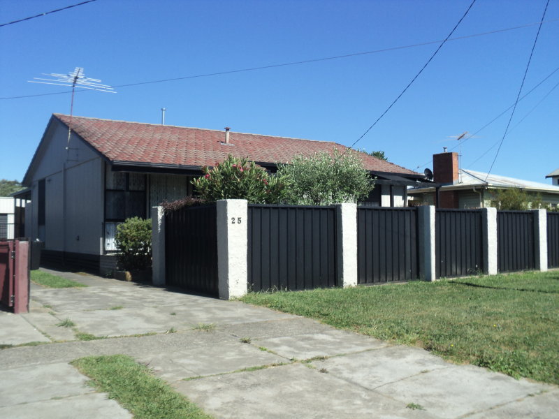 25 Cowie Street, Ballan, VIC 3342