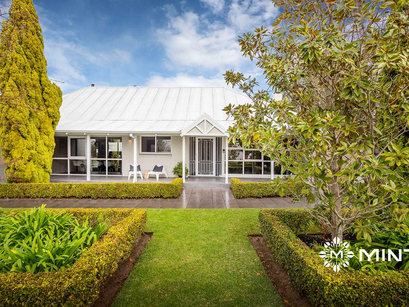 4 Studley Rd, Attadale, WA 6156 House for Sale