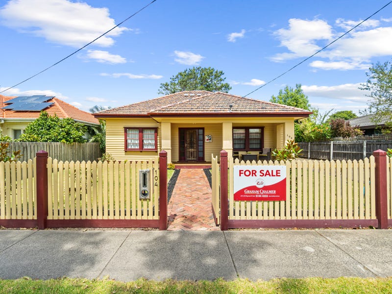 104 Stawell Street, Sale, Vic 3850 - Property Details