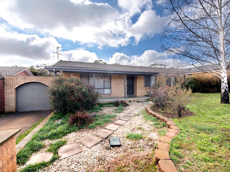 18 Pokana Circuit, Kaleen, ACT 2617 Property Details