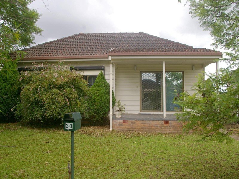 30 Darwin Road, Campbelltown, NSW 2560