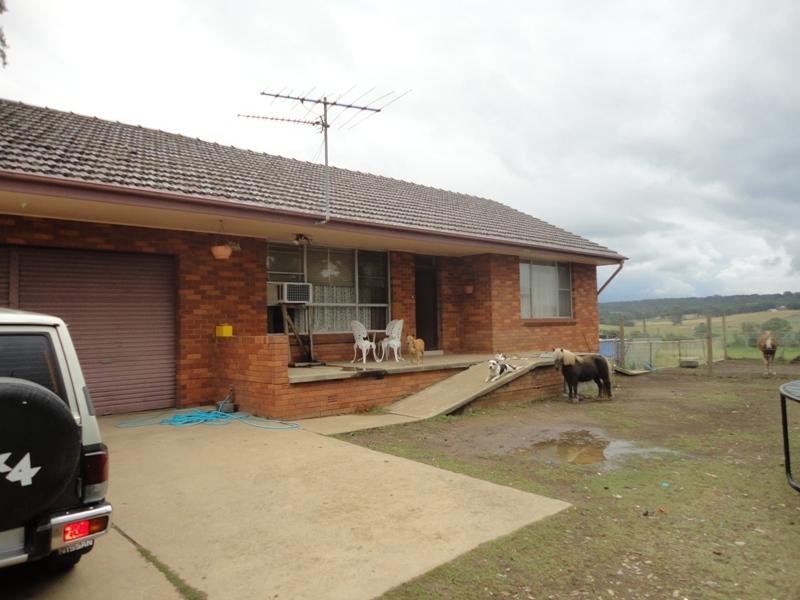 735 Montpelier Drive, The Oaks, NSW 2570