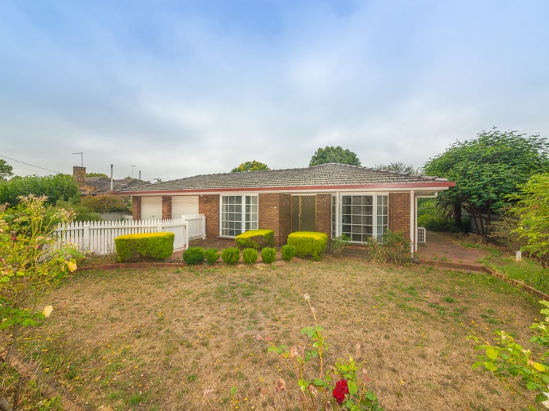 13 Leura Street, Camperdown, VIC 3260