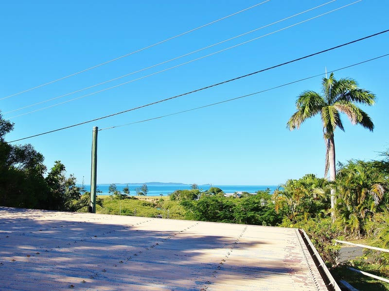 14 Seaview Road, Yeppoon, QLD 4703