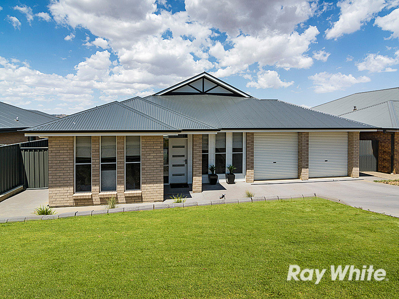 13 Barker Road Mount Barker SA 5251 Property Details