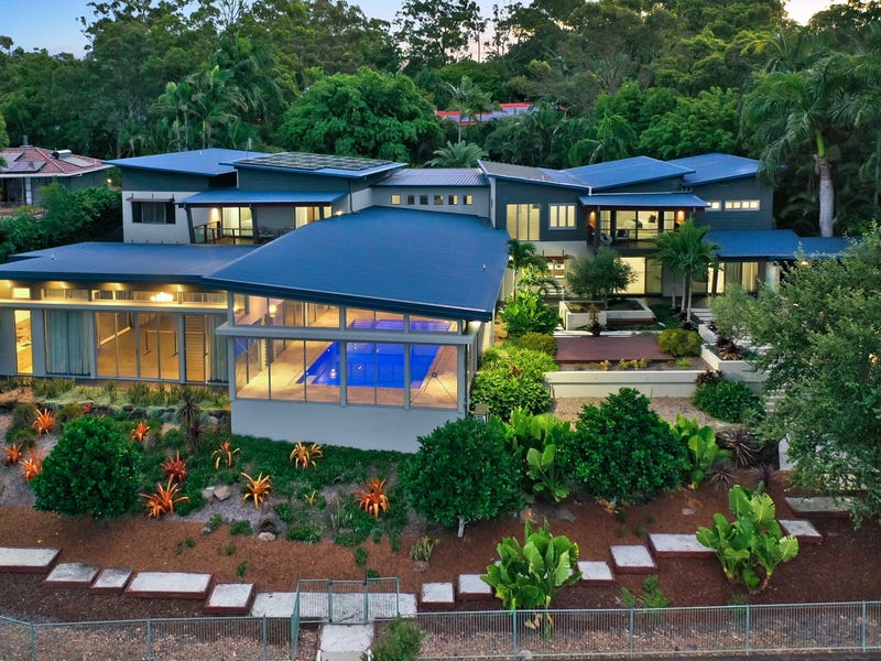 11 Pipers Point, Robina, Qld 4226 Property Details