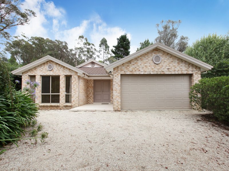 3 Wattlebird Lane, Bullaburra, NSW 2784