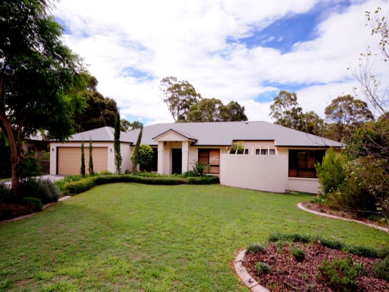 4 Parkway Drive, Highfields, QLD 4352