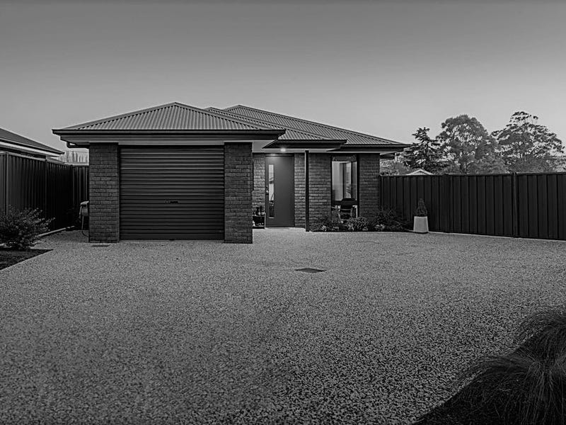 16 The Avenue, Latrobe, Tas 7307 Property Details