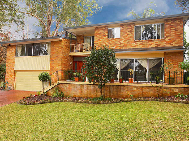 83 Livingstone Ave, Pymble, NSW 2073 Property Details