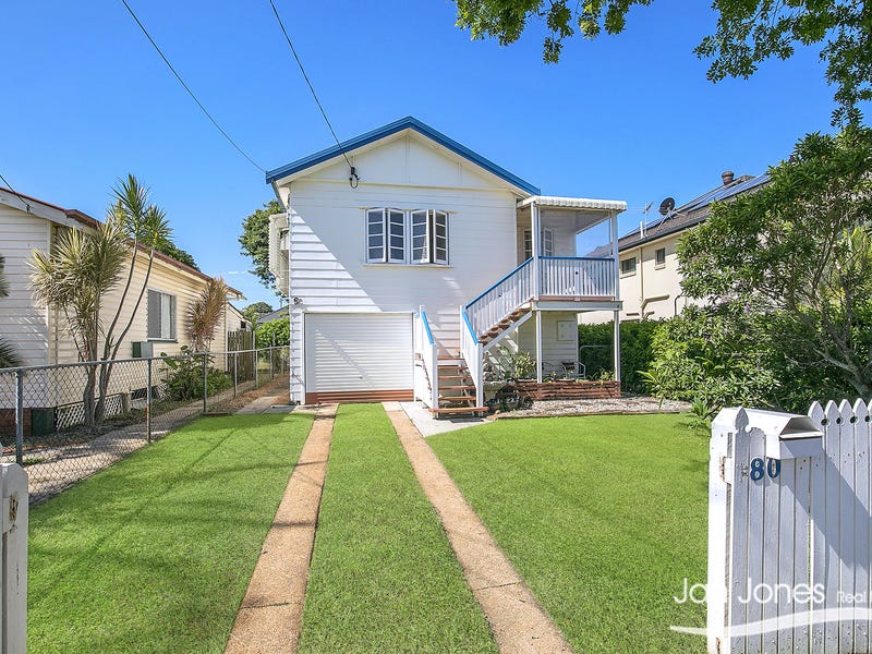 80 King Street, Woody Point, QLD 4019