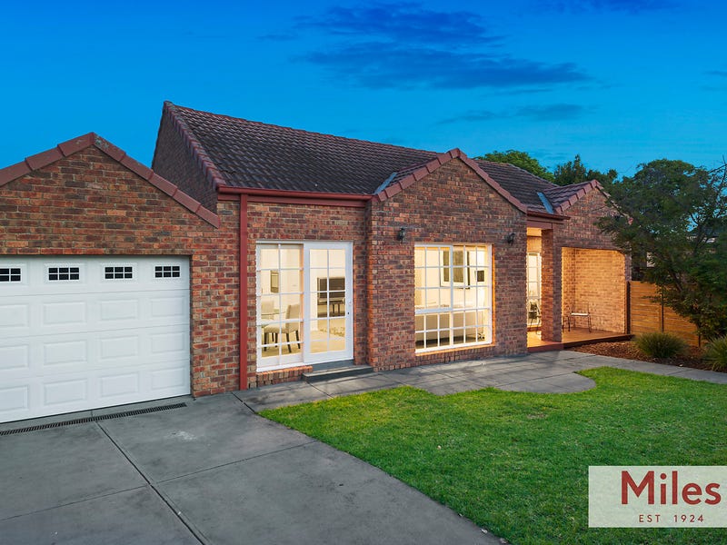 1/19 Dudley Street, Ivanhoe, Vic 3079 Property Details