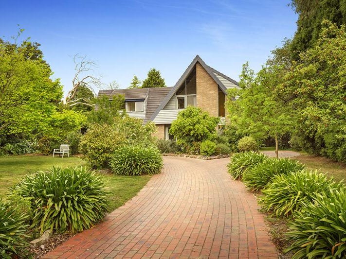 70 Fulton Road, Mount Eliza, VIC 3930