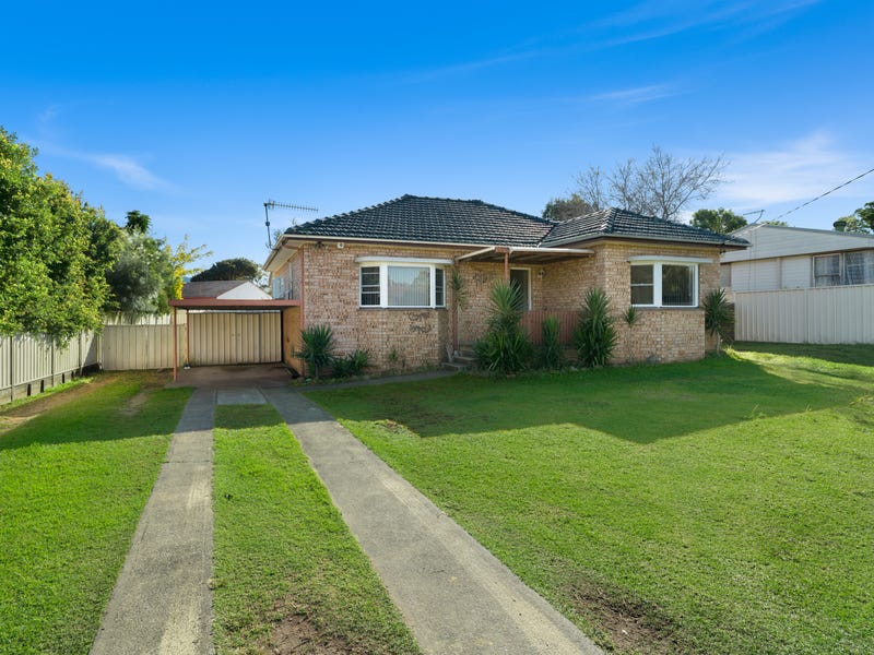 61 Cambewarra Road, Bomaderry, NSW 2541 Property Details