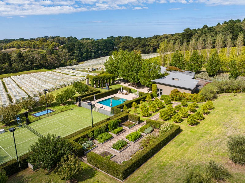 72 Donaldsons Road, Red Hill, VIC 3937