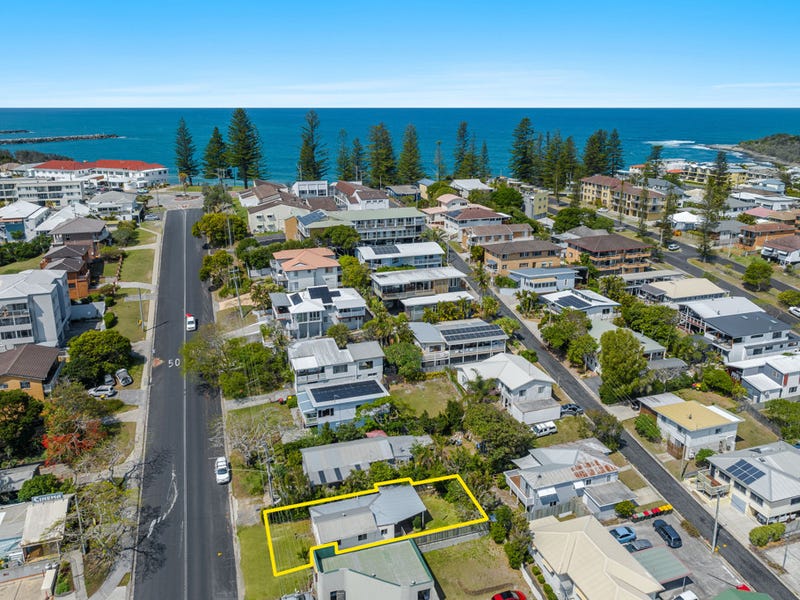 14 Coldstream Street, Yamba, NSW 2464 Property Details