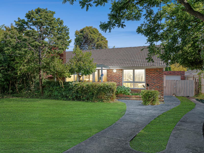 26 Bond Street, Ringwood, Vic 3134 House for Sale