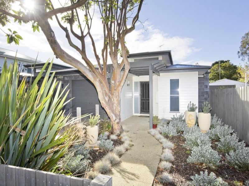 2/58 Golf Links Road, Barwon Heads, VIC 3227