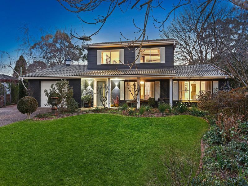 9 Sweeney Place Bowral Nsw 2576 Property Details