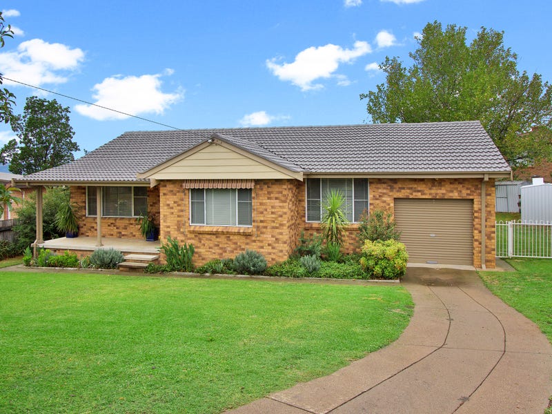 84 Mcrae Street, Hillvue, NSW 2340