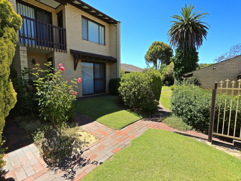 24 Swan Road, Attadale, WA 6156