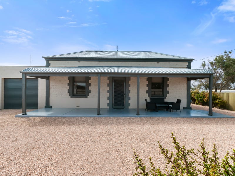 17 Kadina Road, Wallaroo, SA 5556