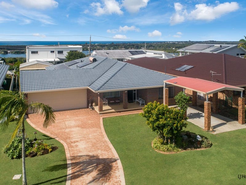 146 Pioneer Parade, Banora Point, NSW 2486