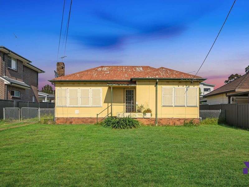 17 Adeline Street, Bass Hill, NSW 2197