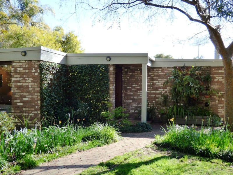 22 McConnan Street, Benalla, Vic 3672 Property Details