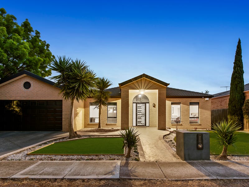 21 Taylors Hill Boulevard, Taylors Hill, VIC 3037