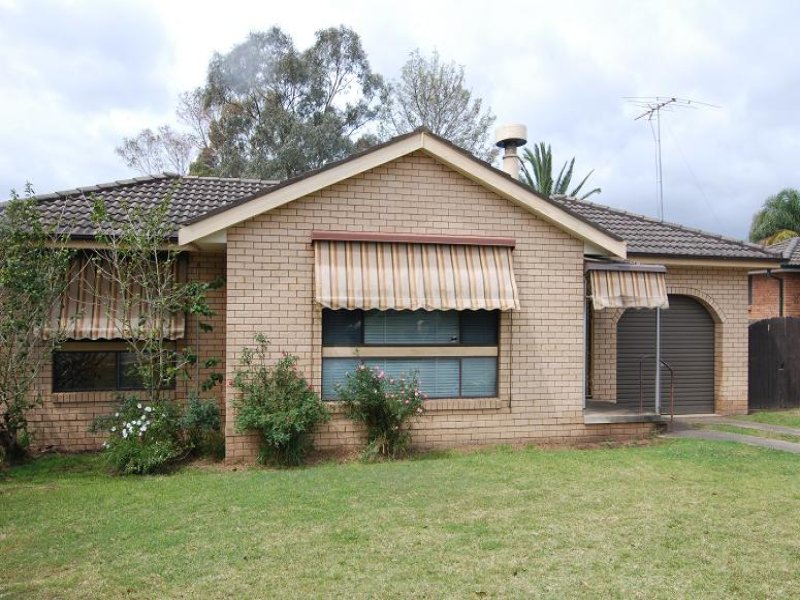 26 The Grandstand, St Clair, NSW 2759