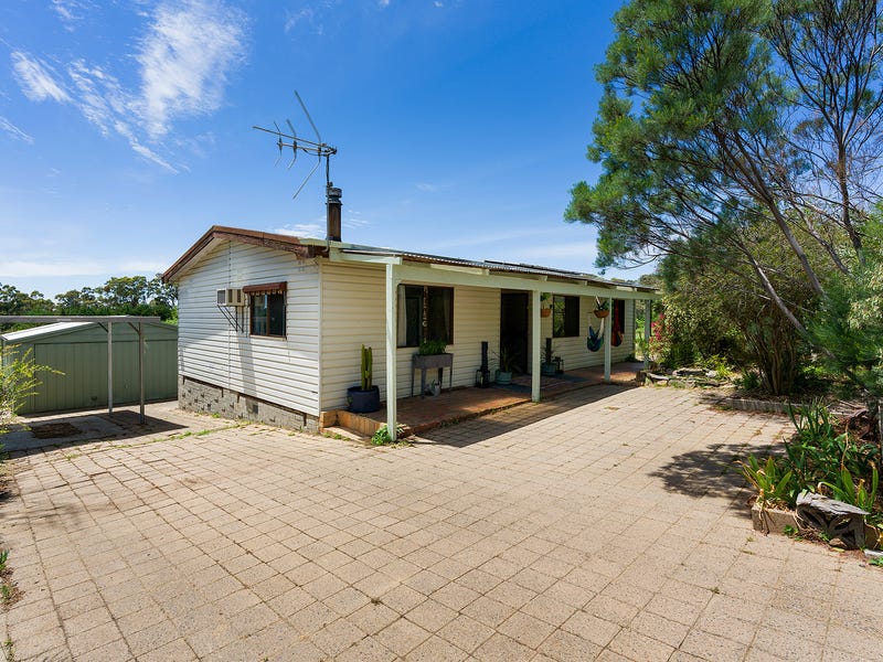 35 Wright Street, Elphinstone, Vic 3448 House for Sale realestate