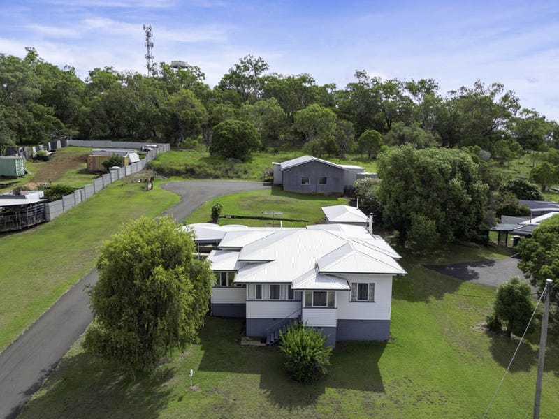 22 Toowoomba Road, Oakey, Qld 4401 House for Sale