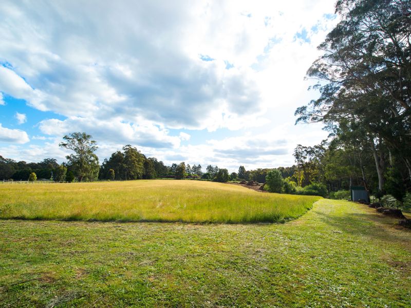 1549 Daylesfordtrentham Road, Little Hampton, VIC 3458