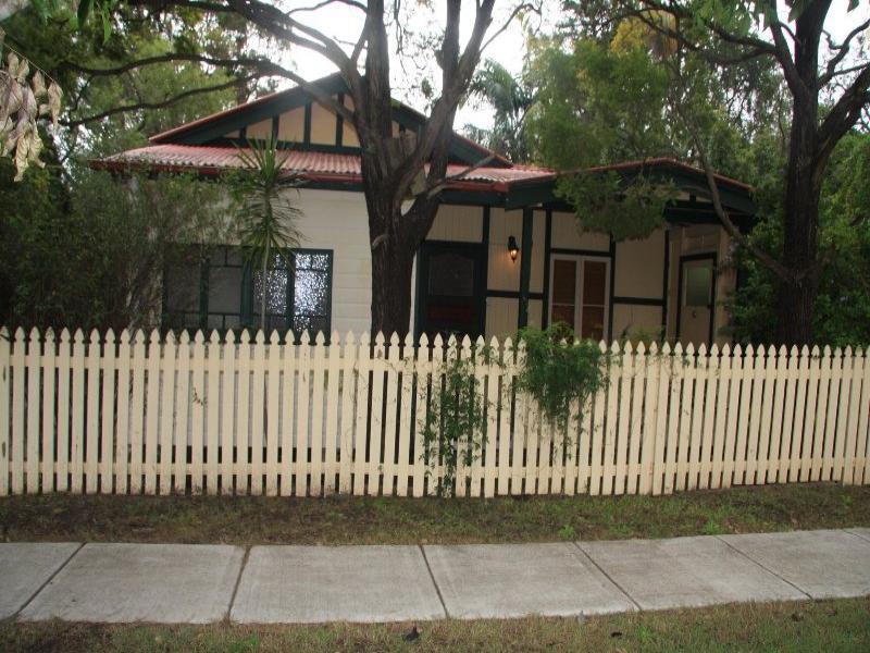 84 Blackwood Road, Salisbury, Qld 4107 Property Details