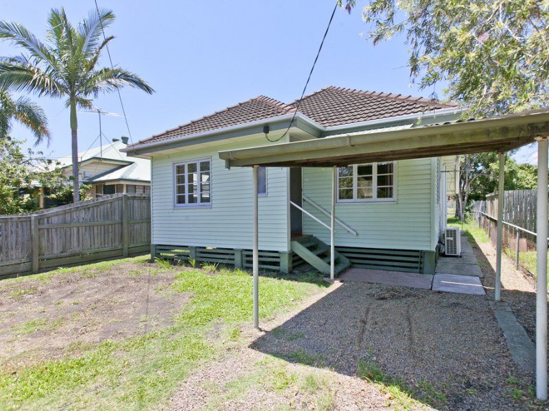 52 West Avenue, Wynnum, Qld 4178 - Property Details