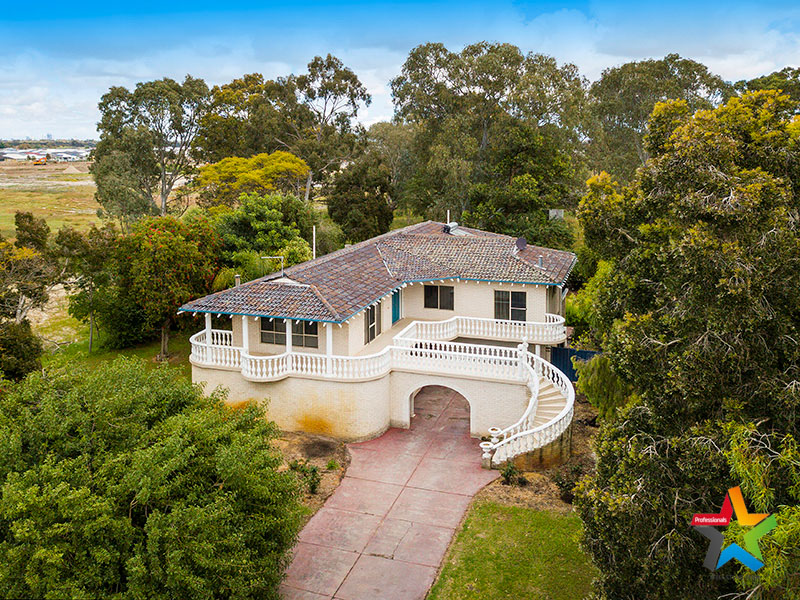 3651 West Swan Road, Caversham, WA 6055 Property Details