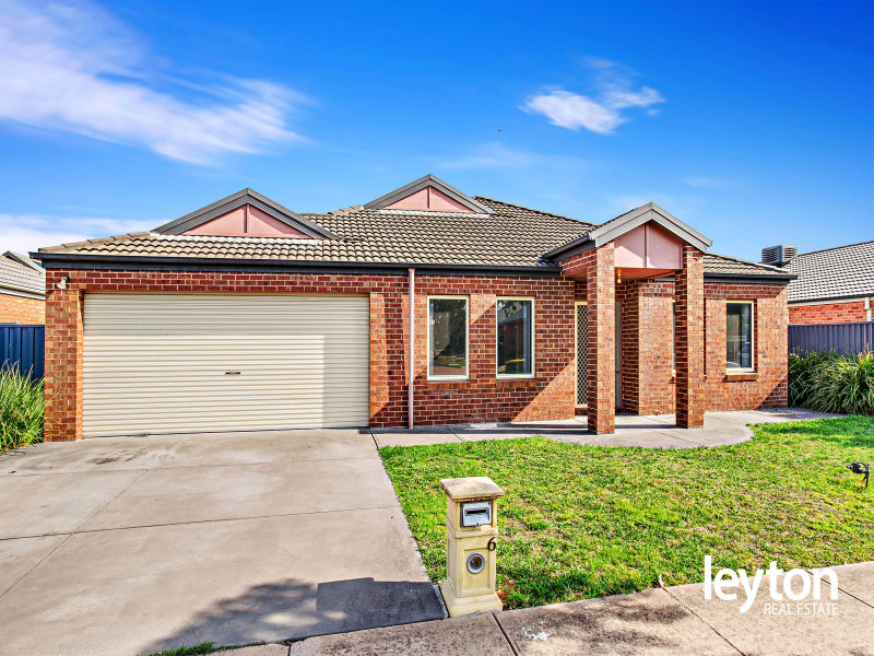 6 The Parkway, Pakenham, Vic 3810 Property Details