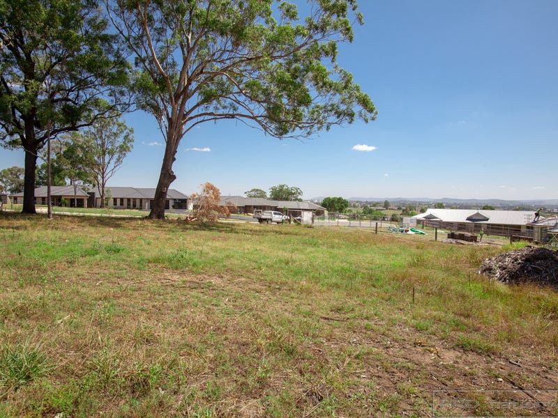 20 Mala Close, Louth Park, NSW 2320