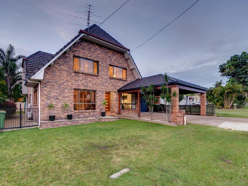 38 Hibiscus Avenue, Redcliffe, Qld 4020 Property Details