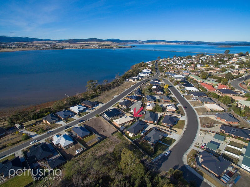 52 Esplanade, Midway Point, Tas 7171