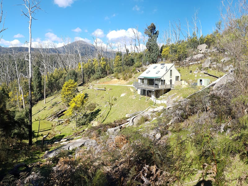 596 South Cathedral Lane, Buxton, Vic 3711 Property Details