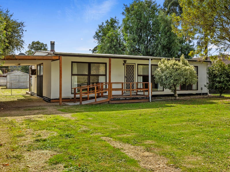 12 Francis Street, Yea, Vic 3717 House for Sale