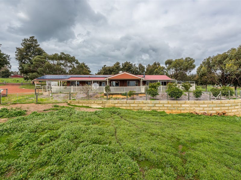 427 Santa Gertrudis Drive, Lower Chittering, WA 6084