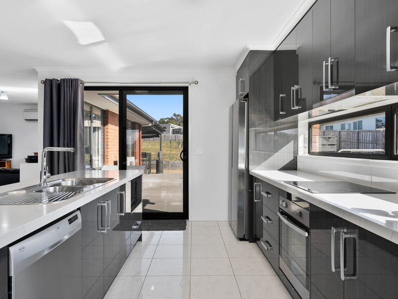 52 Riviera Drive, Carlton, Tas 7173 House for Sale