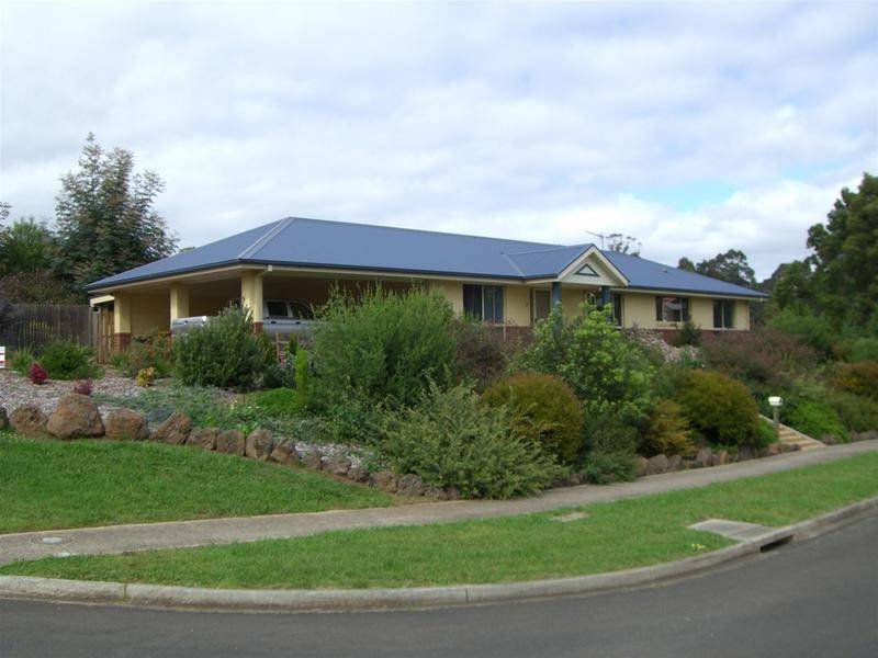 34 Chamberlain Drive, Leongatha, Vic 3953 Property Details